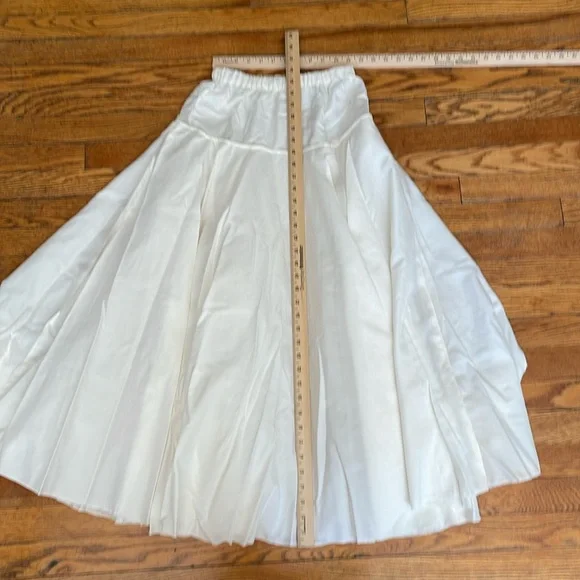 Elegant White UnderSkirt (Crinoline) Slip - Picture 5 of 5